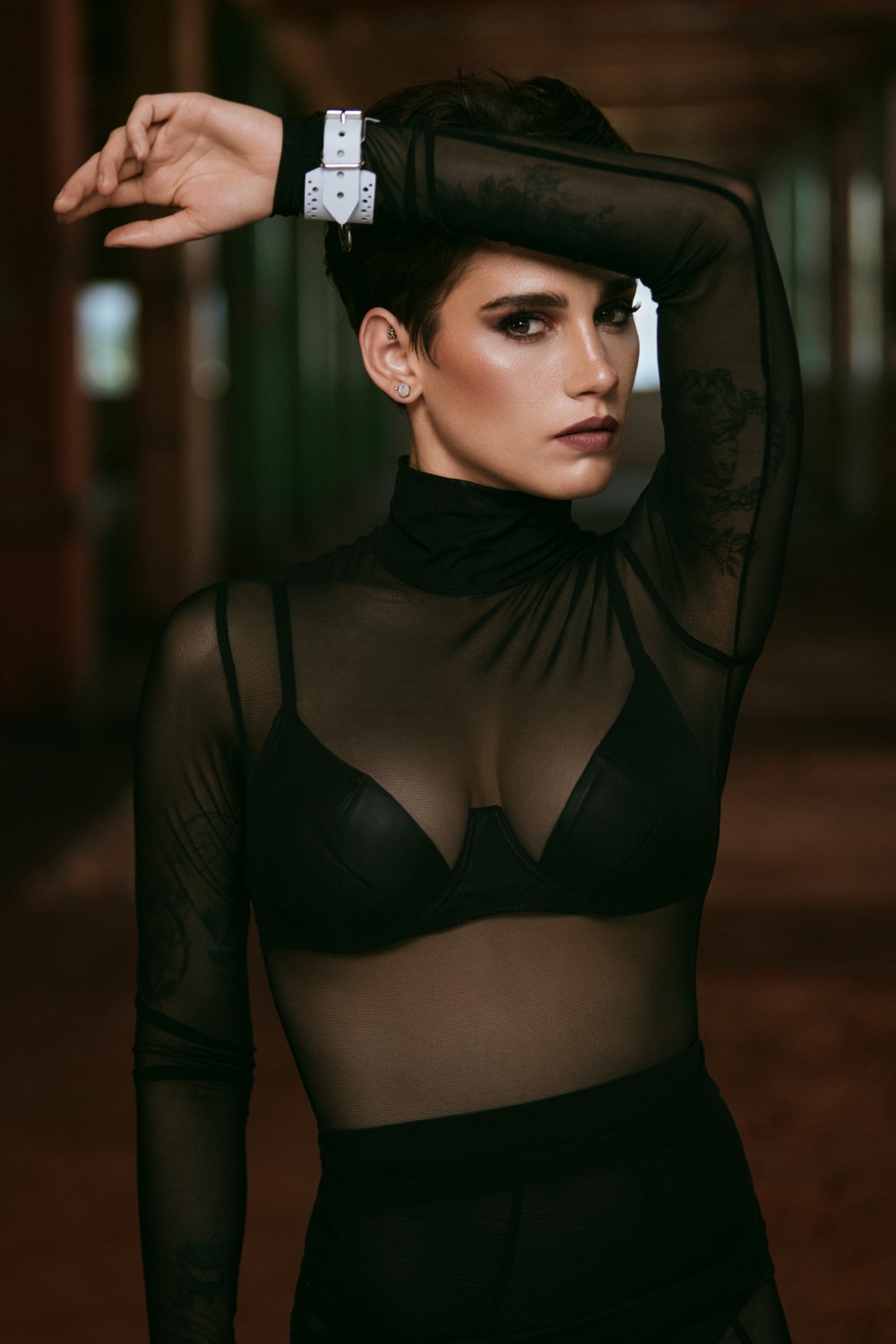 https://maisoncatanzaro.com/15383/blake-top-harness.jpg