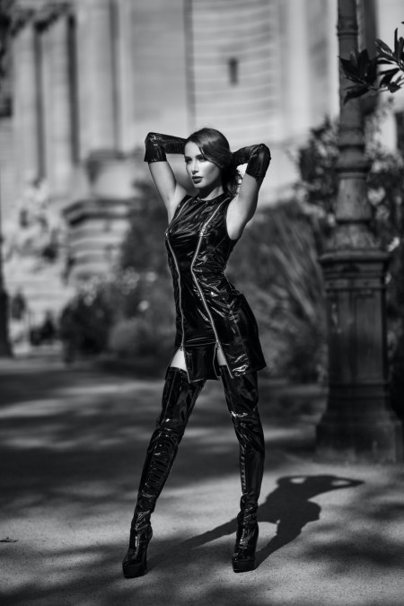 Louvre, vestido negro vinilo - Patrice Catanzaro Página Oficial