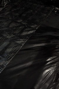 Ropa de cama vinilo negro - Patrice Catanzaro Página Oficial